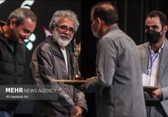 مستندساز لرستانی چهار تندیس جشنواره‌ي مستند را کسب کرد