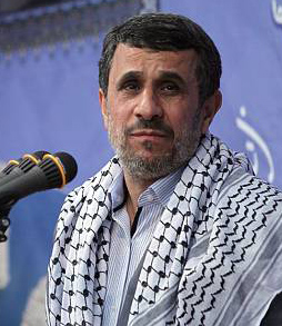 چرا حق‌ ماست که بدانیم نظر احمدی نژاد در مورد درگیری حماس و اسرائیل چیست؟