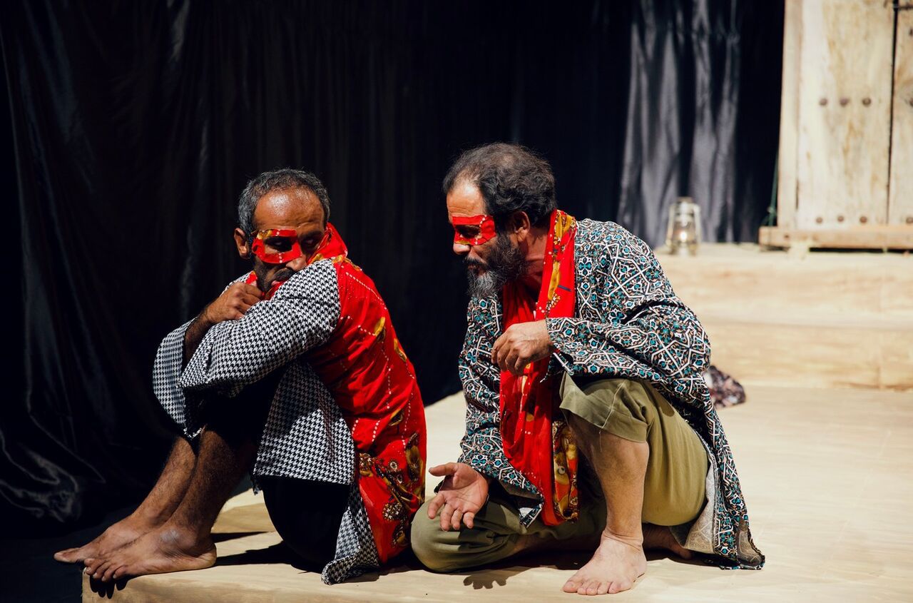 سه نمایش از لرستان به جشنواره‌ی تئاتر “راه ابریشم” راه یافت